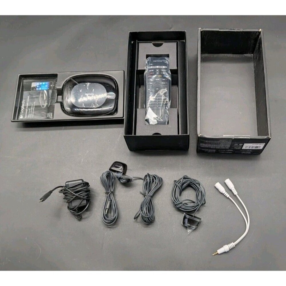 Logitech Harmony Smart Control Hub & Remote 915-000194 Used Once! READ!